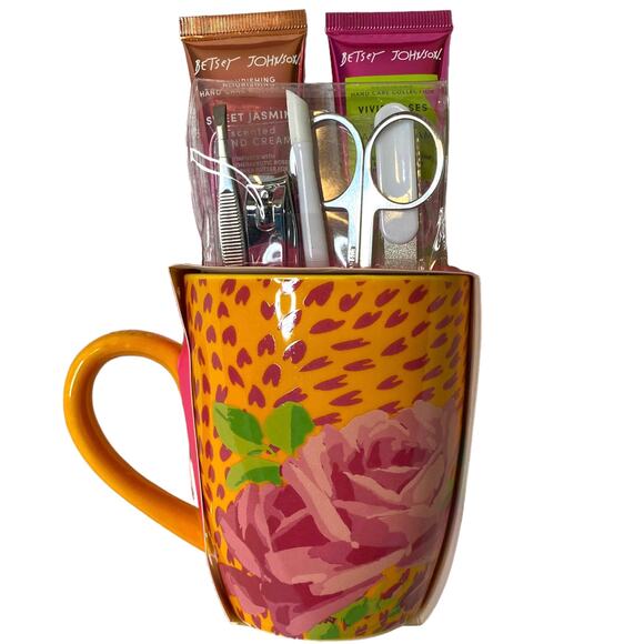 Betsey Johnson Hand Care & Mug Set - Picture 1 of 11